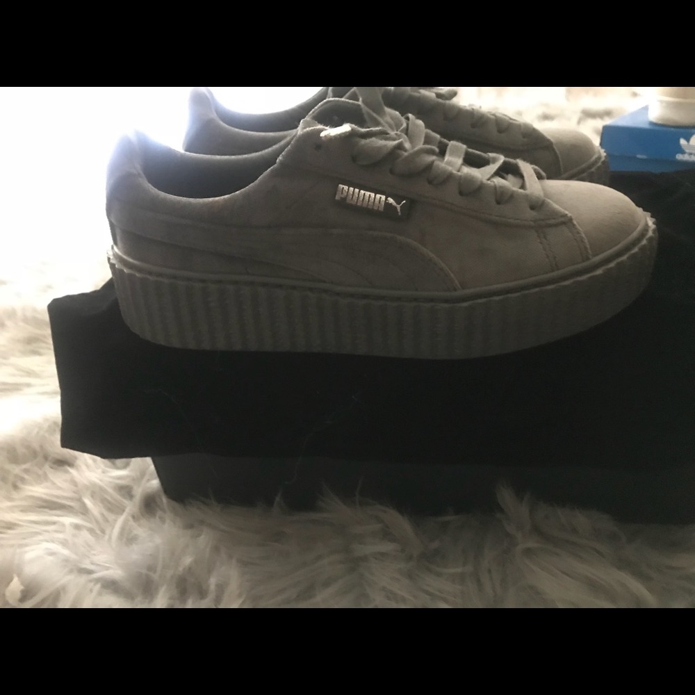 Never been worn! FENTY